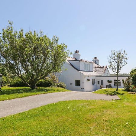 Charming 2 Bed House Near Rhoscolyn Discounts For Villa โฮลีเฮด ภายนอก รูปภาพ